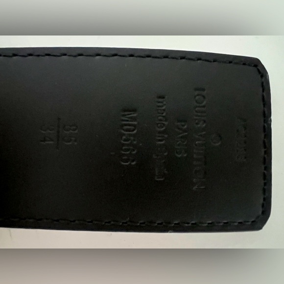 EUC Louis Vuitton 25mm reversible belt (black/brown logo) - Picture 5 of 16